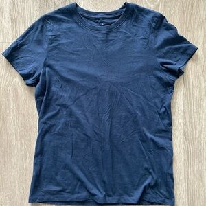 Everlane The Slim Crew in Essential Cotton - Navy